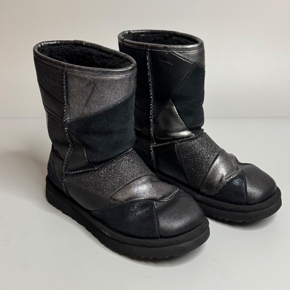 UGG Classic Womens Sz 7 Patchwork Metallic Black Silver Shearling Boots Short